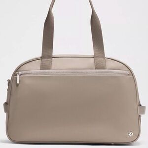 Lululemon City Essentials Duffle Bag NWT